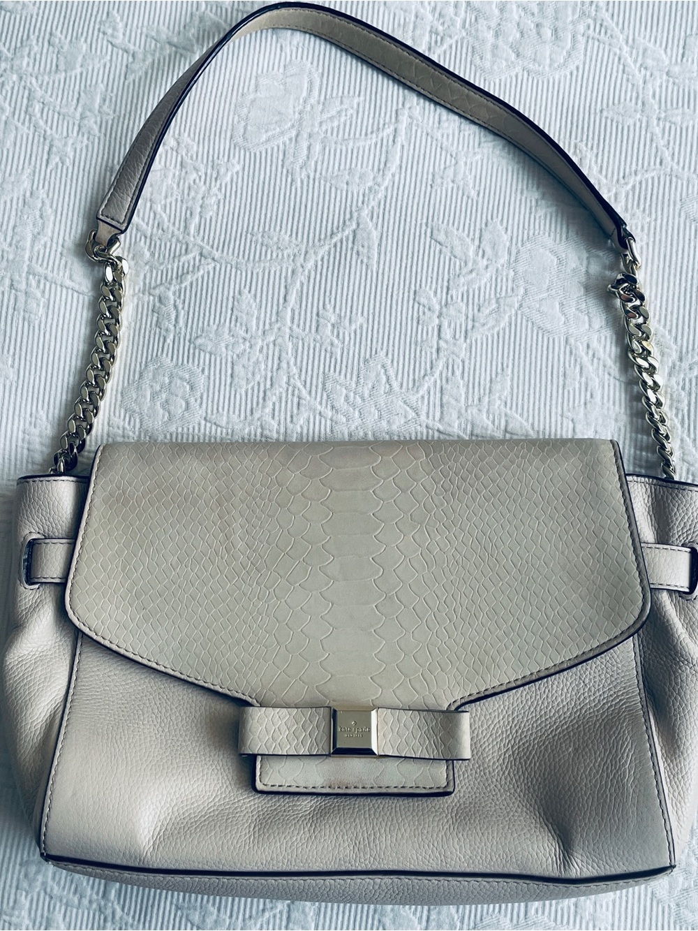 kate spade Cream Textured Leather Shoulder Bag with Chain Strap